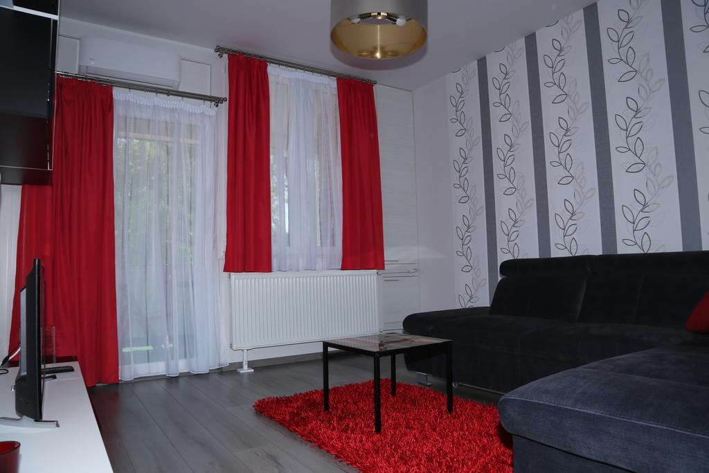Szofi Apartman Hajdúszoboszló Εξωτερικό φωτογραφία