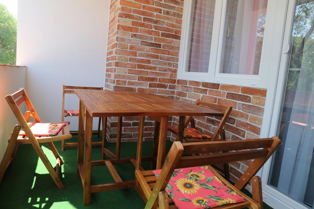 Szofi Apartman Hajdúszoboszló Εξωτερικό φωτογραφία